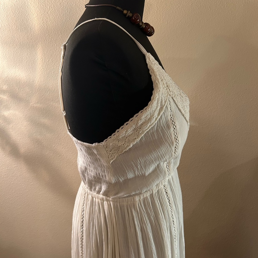 Sundress - Picture 2 of 3